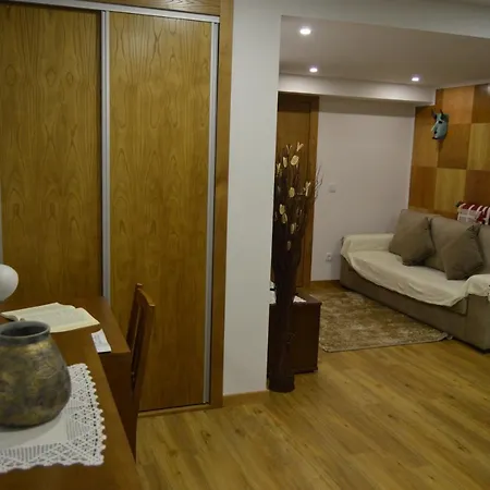 Apimonte House B * Браганса