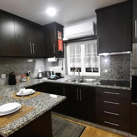 Apimonte House B Дом отдыха Браганса